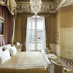 Ritz 5*