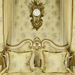 Ritz