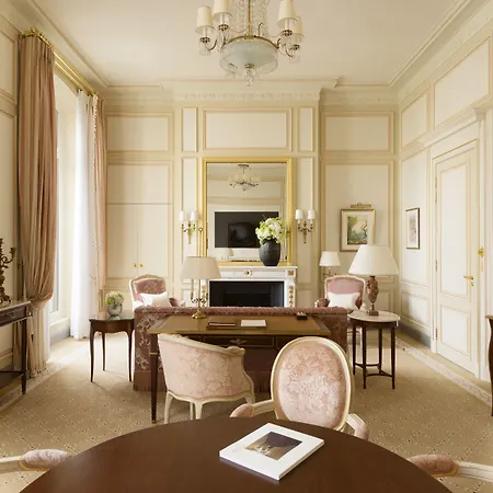 Ritz باريس