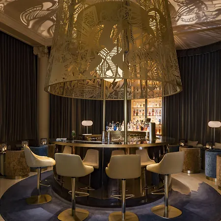 Ritz Paris