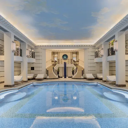 Ritz Hotel