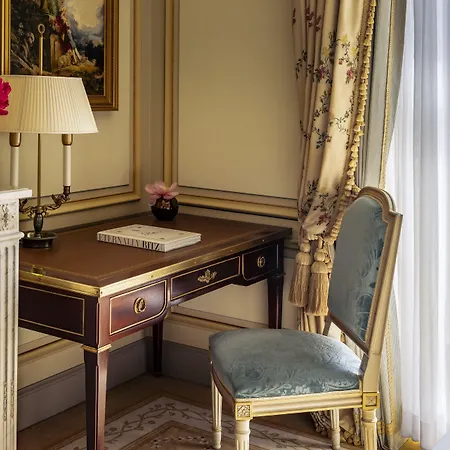 Ritz Hotel 5*