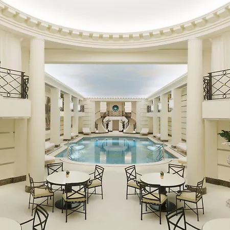 ホテル Ritz