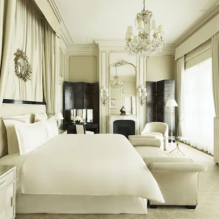 Ritz Hotel